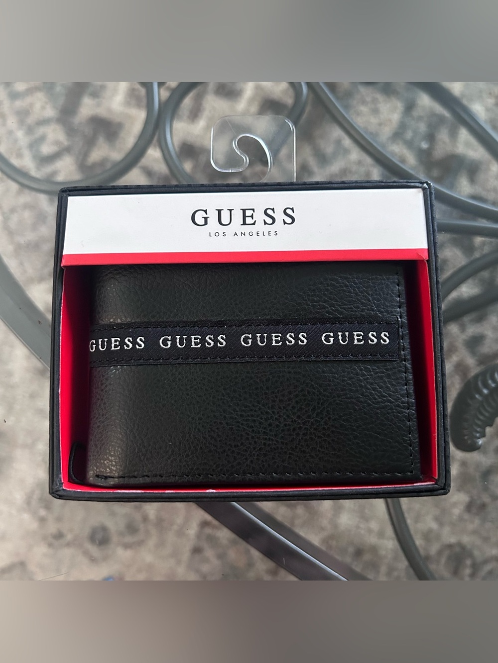 GUESS Los Angeles Men's Bifold Wallet